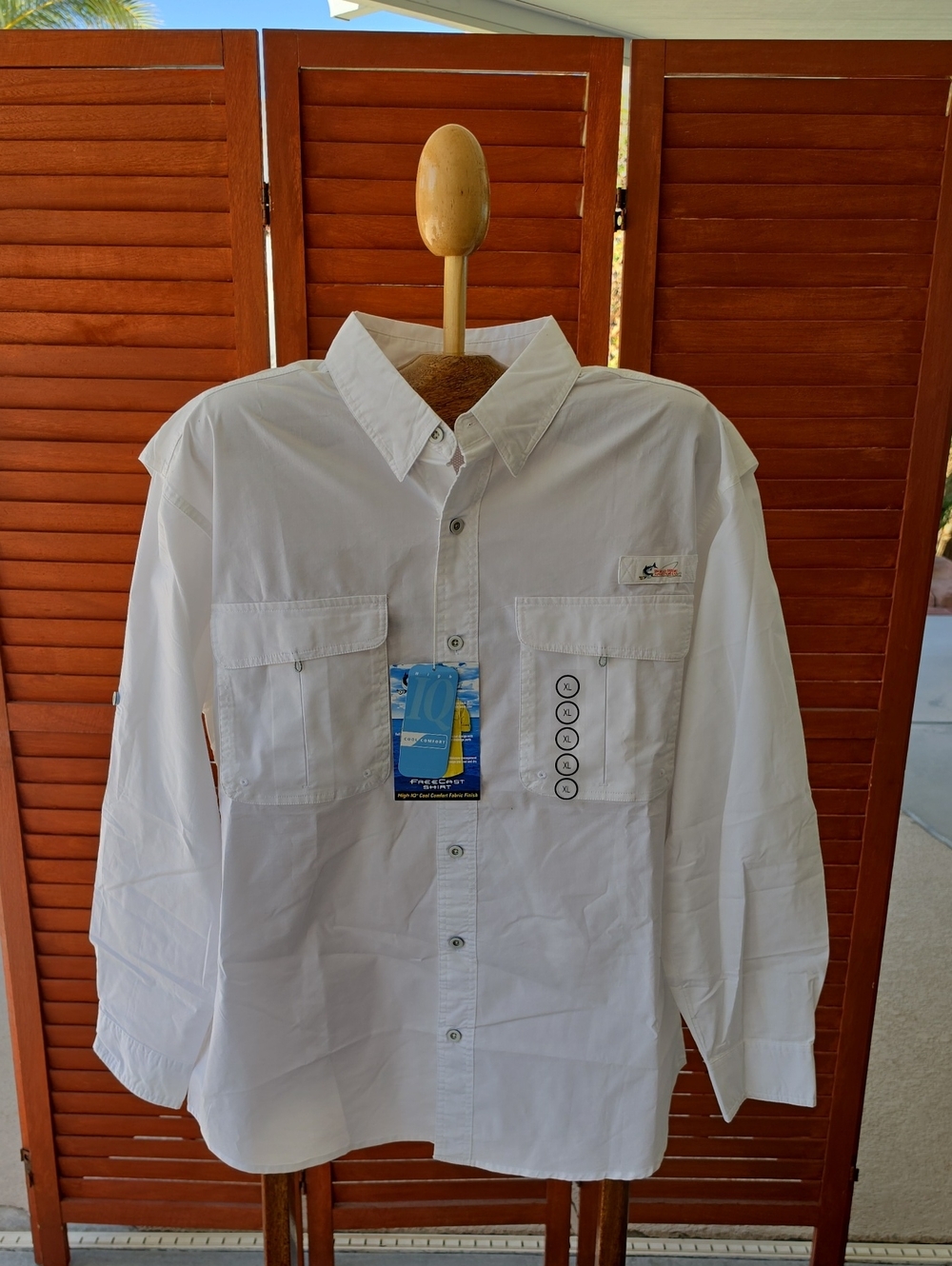 NWT - World Wide Sportsman Men's XL Long-Sleeved White Button Down Shirt 👕